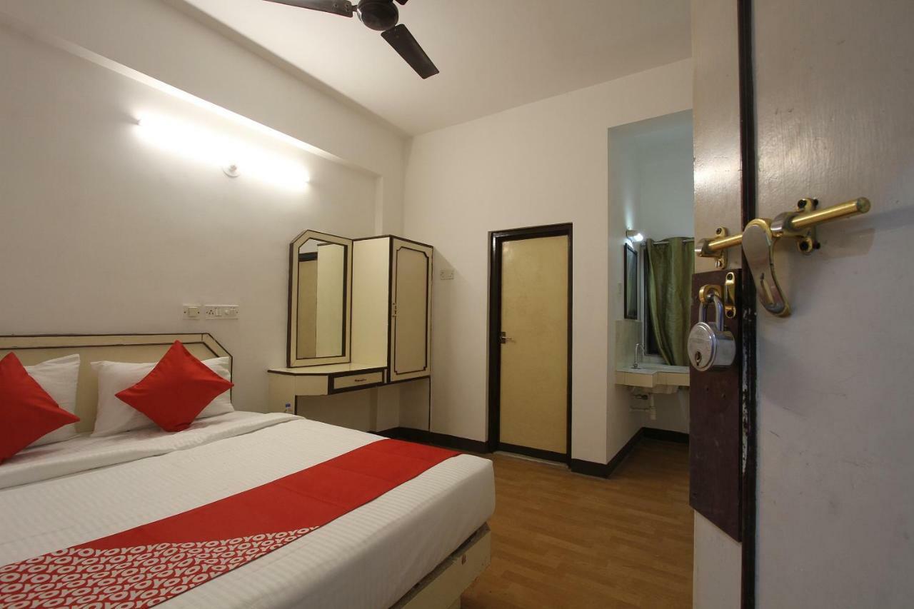 Oyo Flagship 40509 Hotel Mps Residential Tower Tiruppur Exterior photo