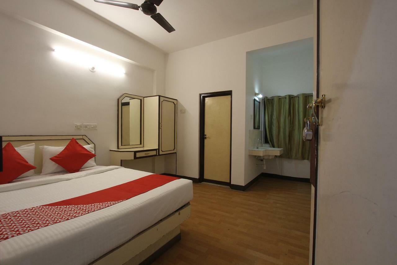 Oyo Flagship 40509 Hotel Mps Residential Tower Tiruppur Exterior photo